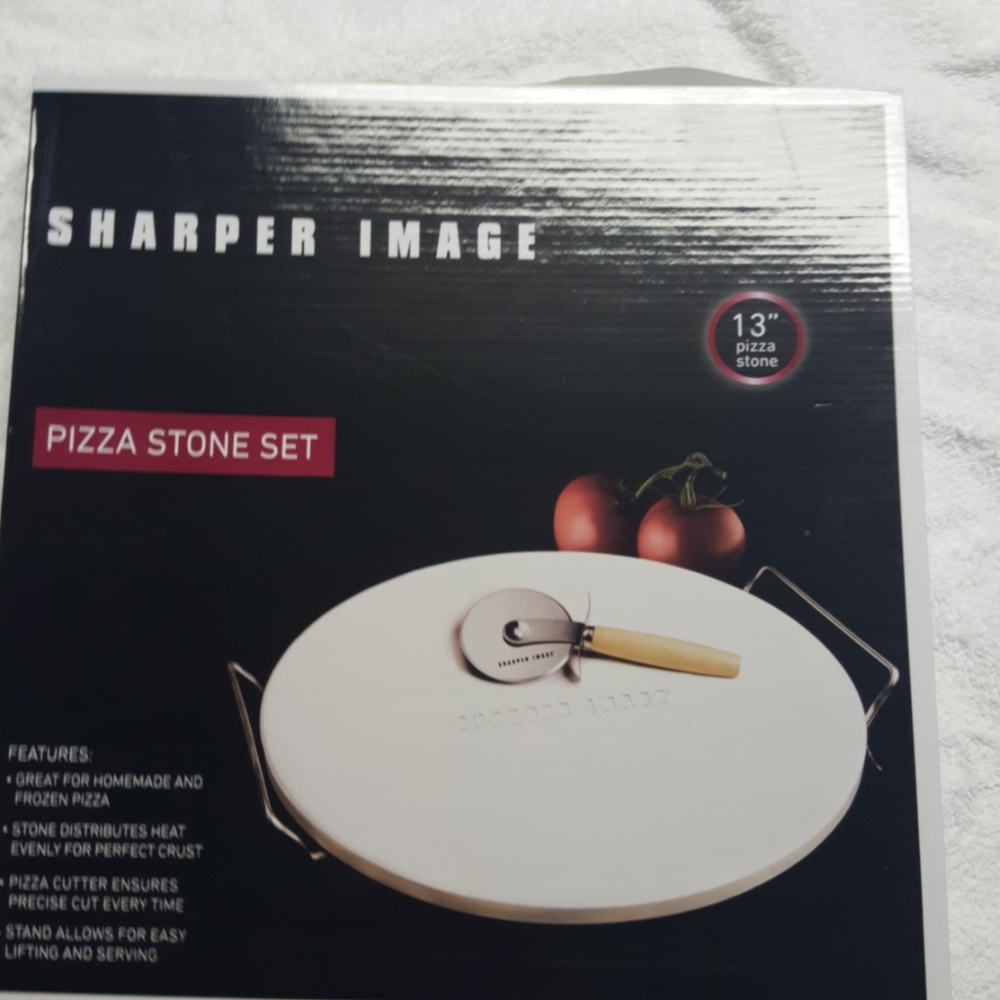 Sharper image pizza stone set 13"  pizza stone Set new W Cutter